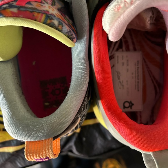 What the KD pack - Picture 2 of 7